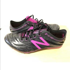 Track and field Women’s sd400, size 11, spikeless